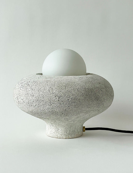 MIZUTAMA TABLE LAMP - large